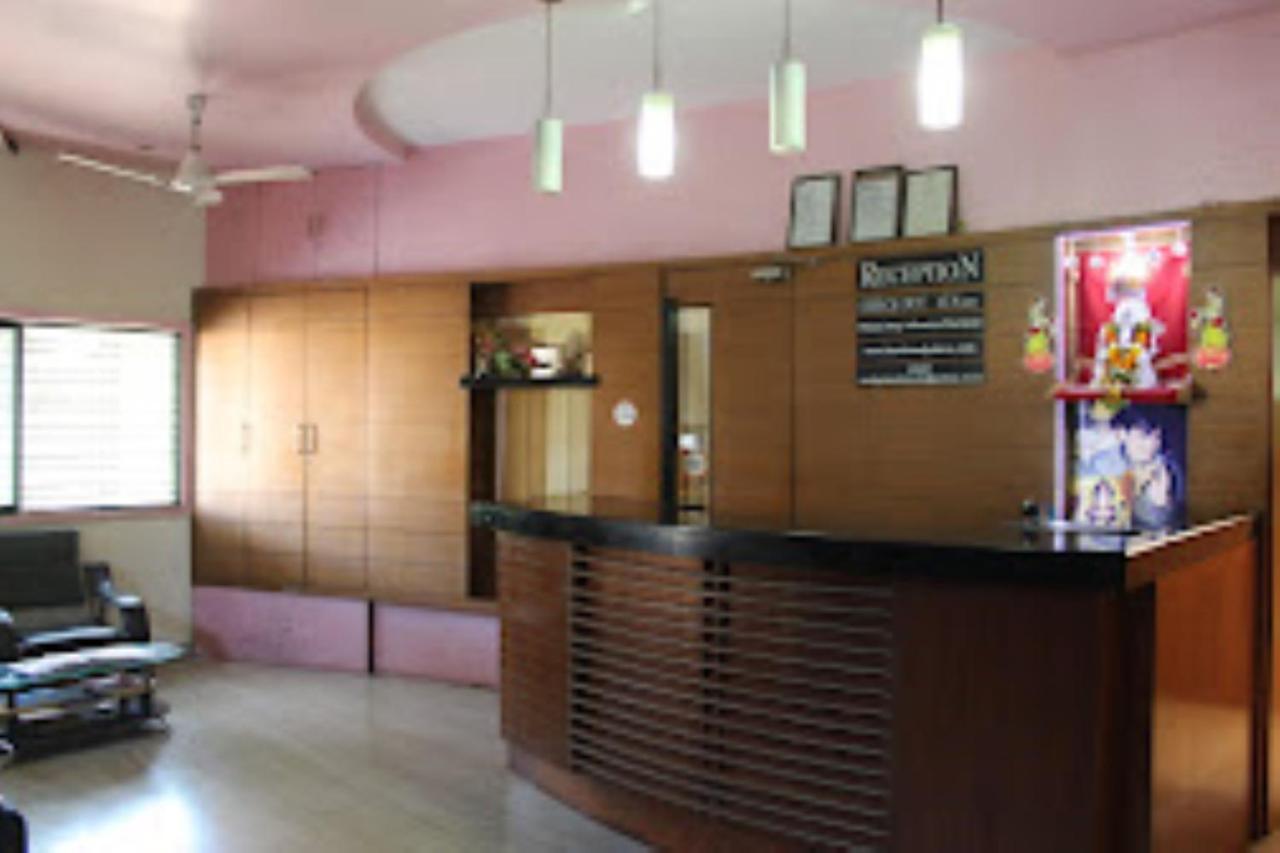 Hotel Cool Palace, Nashik Zewnętrze zdjęcie